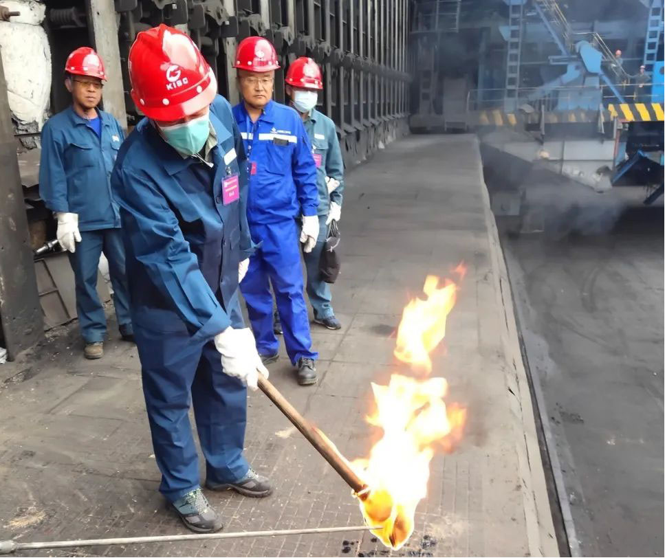 ɽ����Ͷ�������ųн�������ʦ��ú������Ŀ��¯ȼ����ʽ˳�����