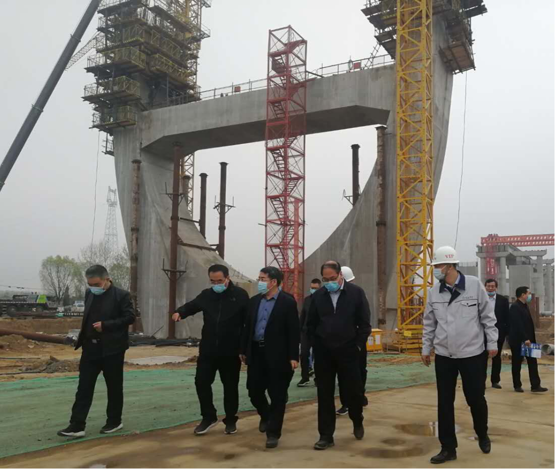 ������ί��ί�������г�������һ����ɽ����Ͷ�н��Ĺ���G342��Ŀ����