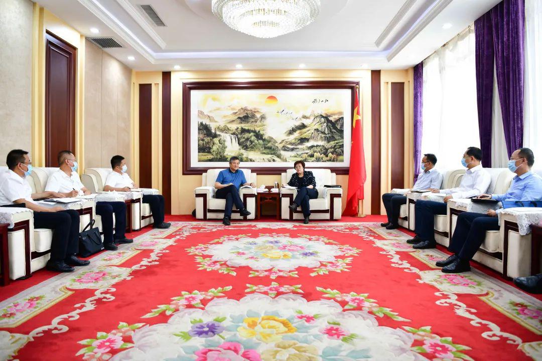 ɽ����Ͷ��˷����������������̸��