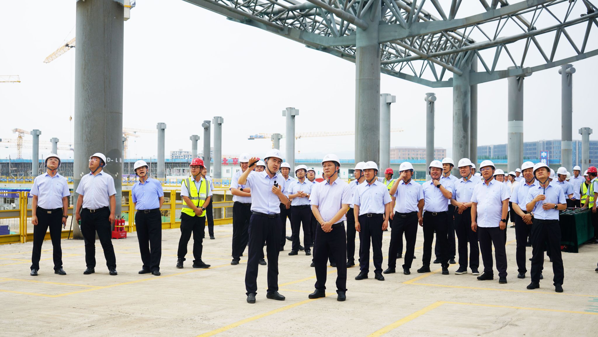 ɽ����Ͷ���ż��ָ����ӹ�ҵ��˾�н���̫ԭ���޹��ʻ������ڸ���������T3��վ¥��ָ�ȸֽṹ��Ŀ