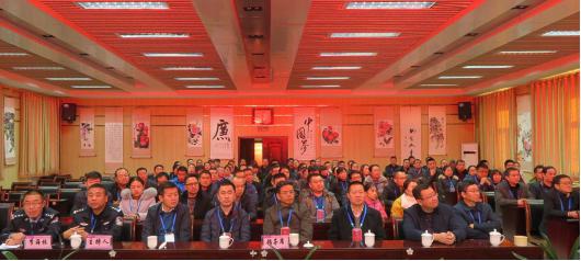 ɽ����Ͷ����������֯�в�������ְԱ��̫ԭһ�࿪չ��ʾ�����˶�