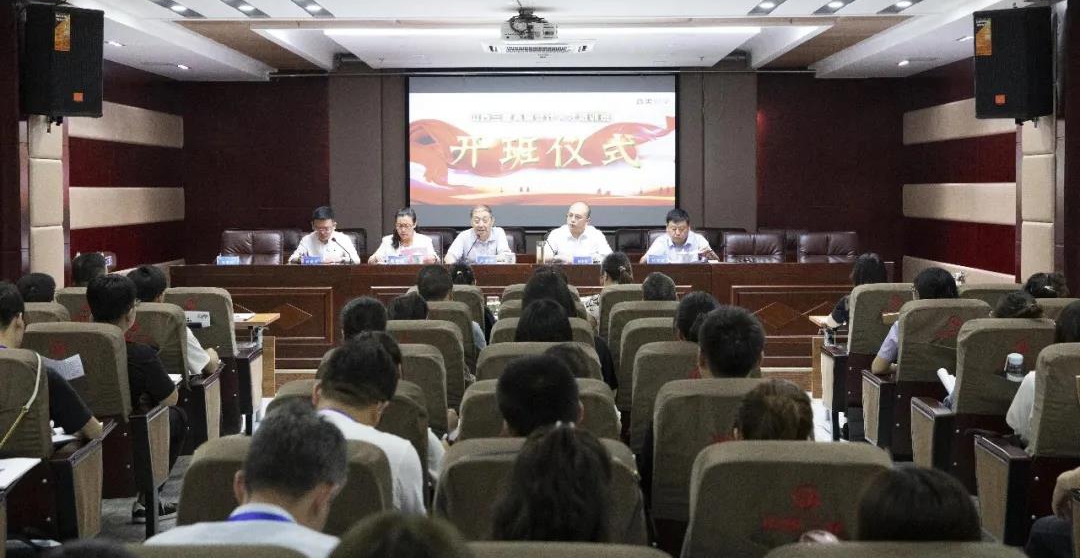 ɽ����Ͷ�������ž��в���߶��˲���ѵ��