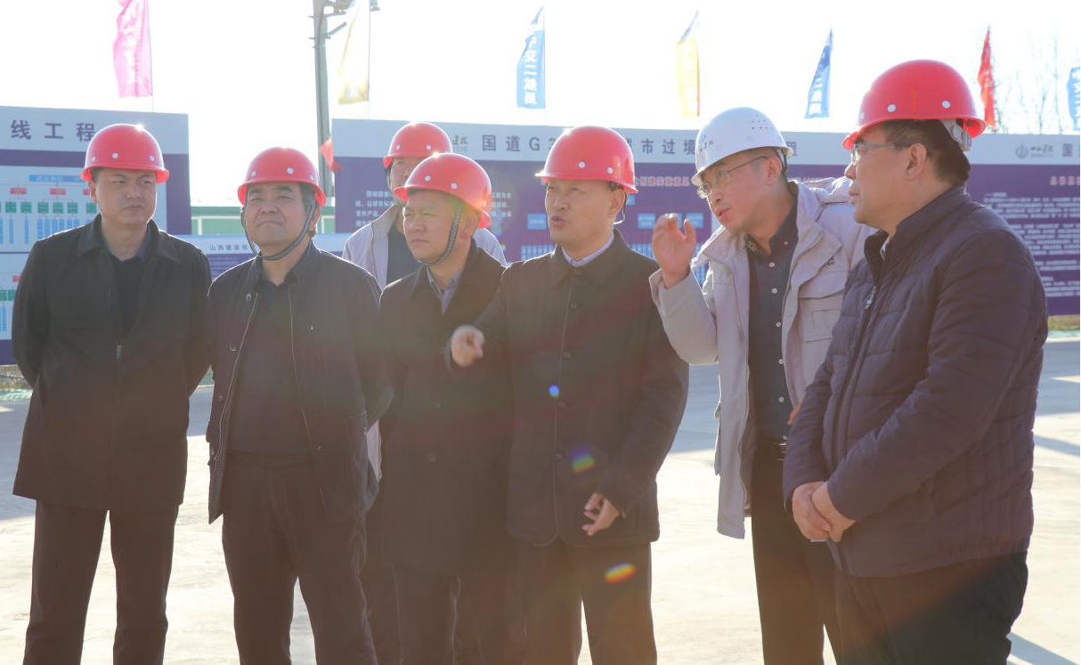 �����ḱ�г�����΢һ������ɽ����Ͷ����G342����������θ��߹��̵���