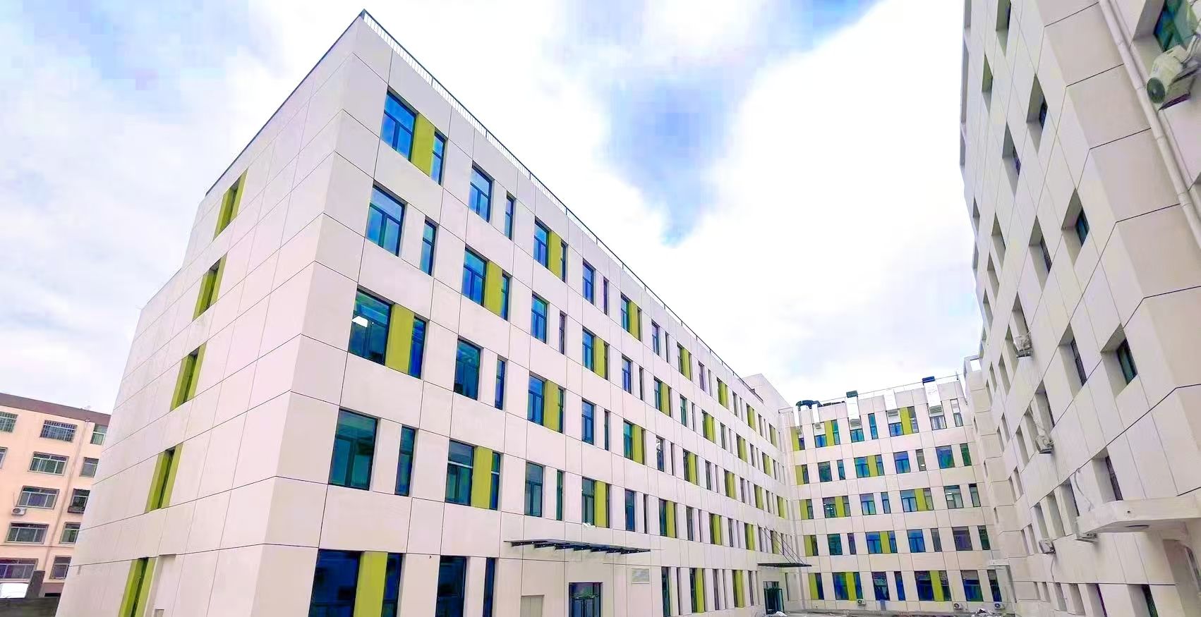 ɽ����Ͷ�˽����ųн��Ĺ�����ҽ�Ƽ�������ҽԺ��Ŀ��ʽͶ��ʹ��