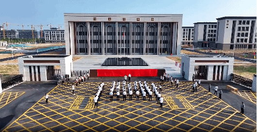 ɽ����Ͷ�������ųн���������ѧǨ����Ŀ��ʽ����Ͷ��ʹ��