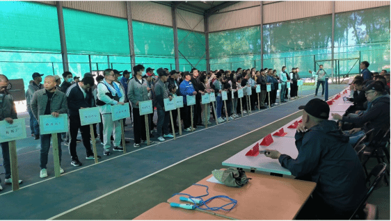 ɽ����Ͷ����������ʱ������25��פ������������ҵ���Ͼ����˶���