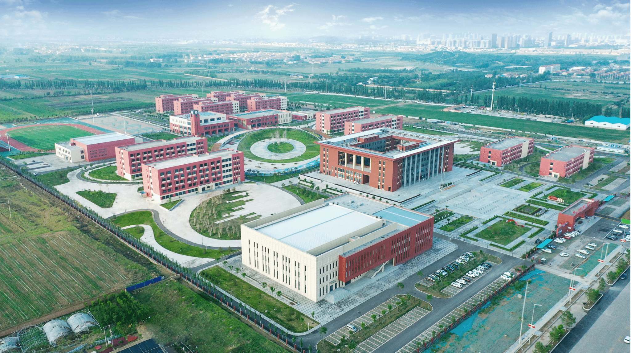 ɽ����Ͷ�ܳа���˾�н���˷����һ����У��������ʱ��Ŀ�ٻ�������ʹ��̽�