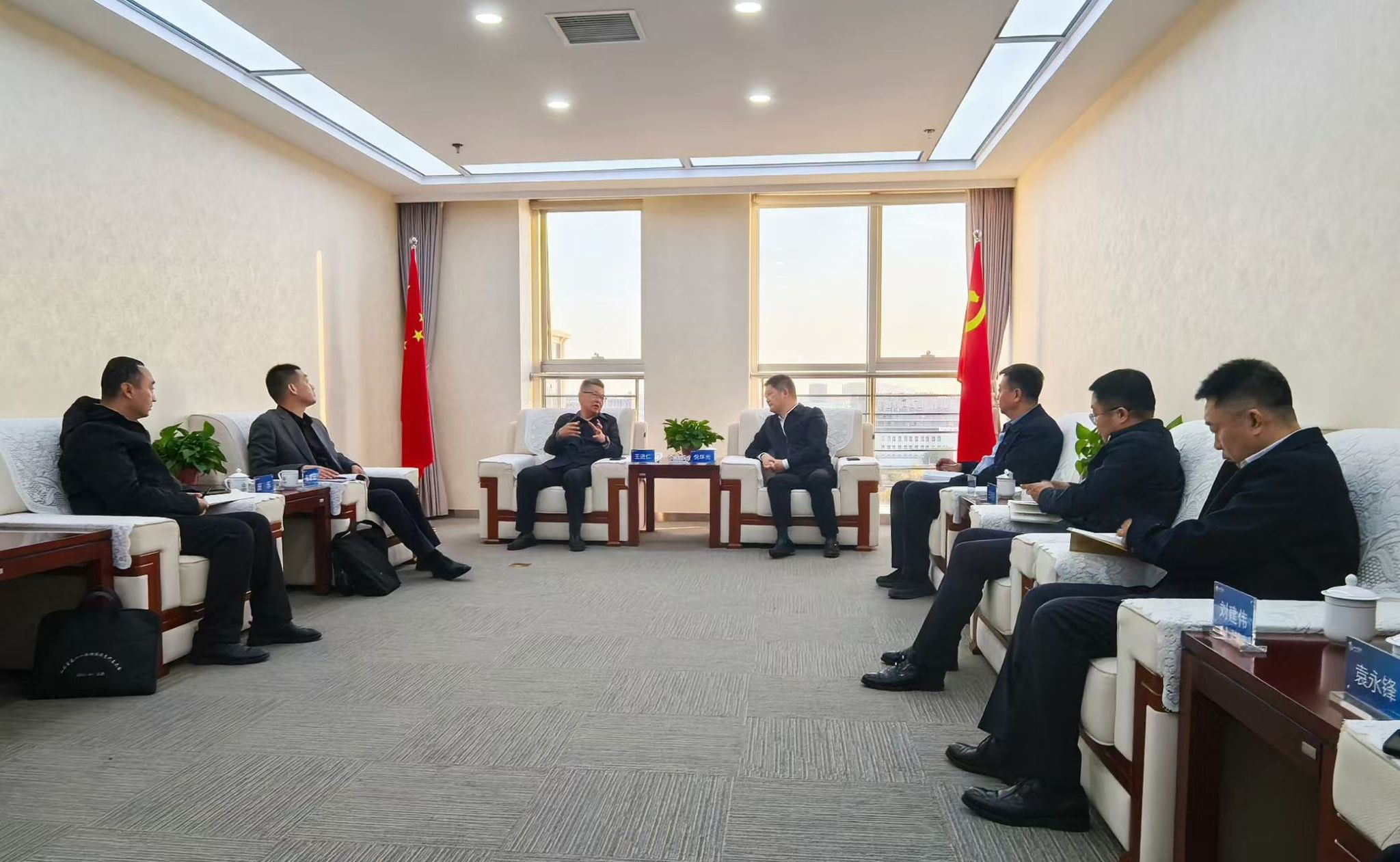 ɽ����Ͷ������ɽ��ʡ������������̸��