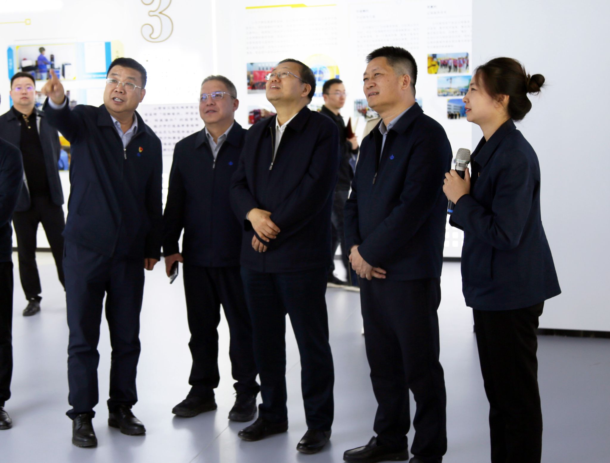 ʡ�ܹ��ᵳ����ǡ�������ϯ��������ɽ����Ͷ���ŵ���